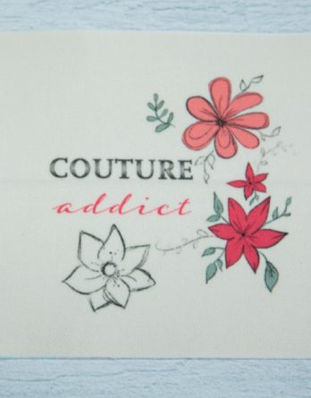 Coupon illustré petite taille (12 x 12 cm) Couture Addict