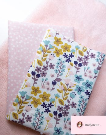 Le kit de couture lingettes démaquillantes - Fleurs de printemps fond blanc /pois fond rose/ éponge de bambou rose