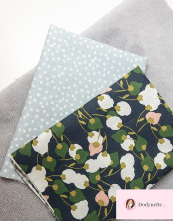 Le kit de couture lingettes démaquillantes - Fleurs de coton fond nuit /pois fond gris/ éponge de bambou grise