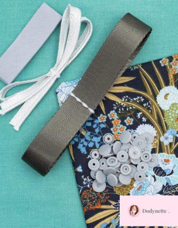 Le kit couture LILY BOX à thé - Fleurs du japon bleu/ lagon